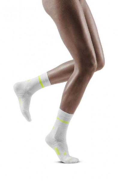 CEP Neon Mid-Cut Socks Damen, kurze Kompressionssocke - WP2CG