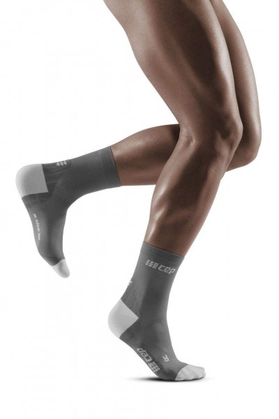 CEP Ultralight Compression Short Socks Herren, kurze Kompressionssocke - WP5BJY Grey/Light Grey